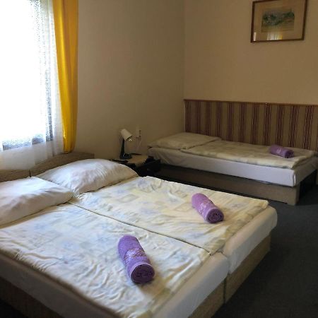 Patkos Motel Tiszafured Bagian luar foto
